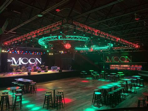 The moon tallahassee - The Moon. The Moon is Tallahassee’s premier variety showcase for entertainment, hosting major concerts featuring country, rock, reggae, rap, jazz, R&B, and more. It can accommodate up to 1,500 with seating for 900. Venue Details for The Moon 